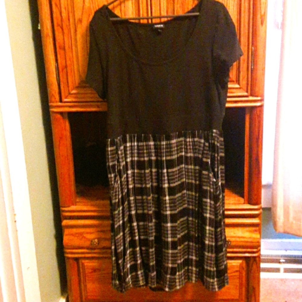 Plaid skirt t-shirt dress w/pockets